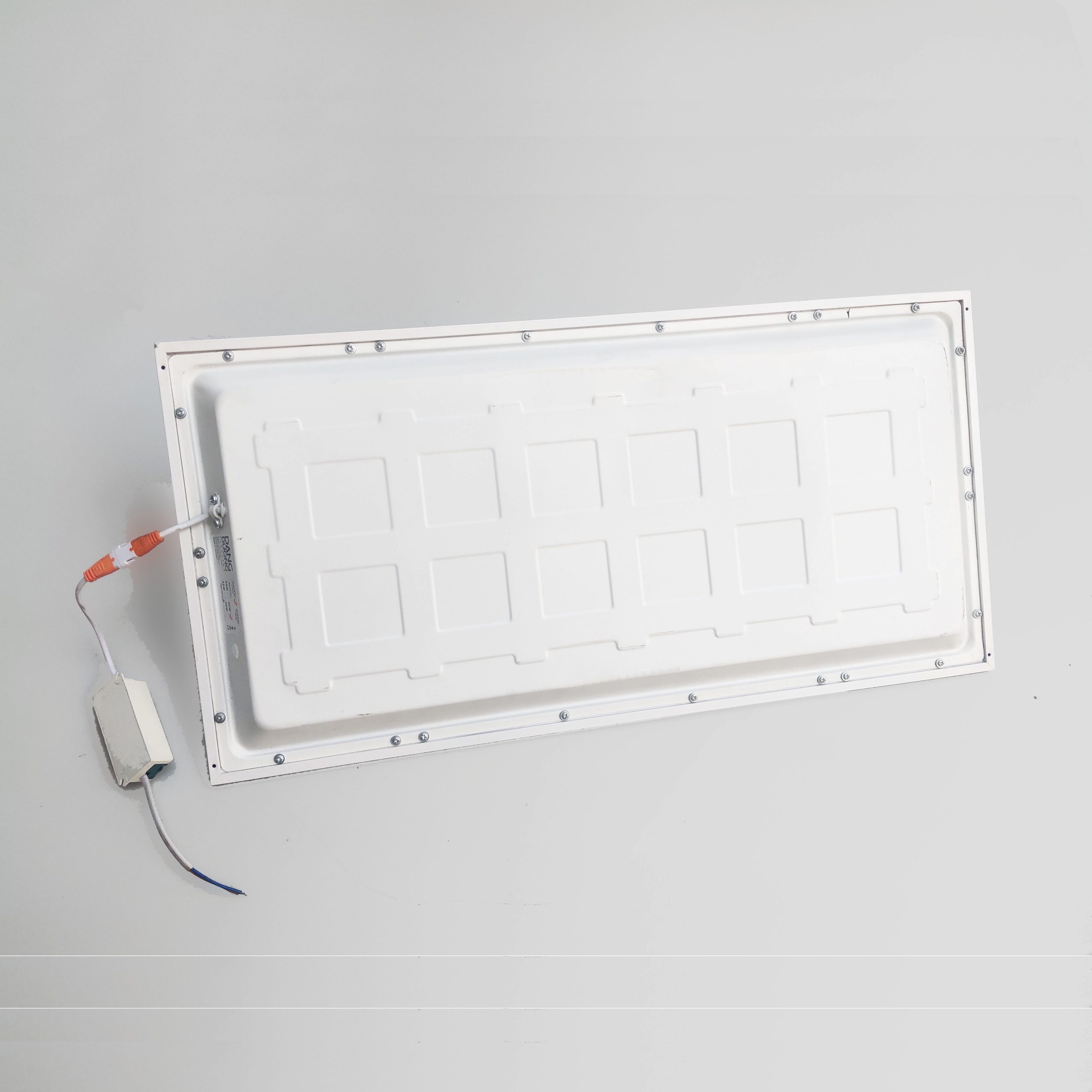 Panel 600x300 VIVADI chất lượng cao, độ sáng mạnh, giá rẻ, bảo hành uy tín