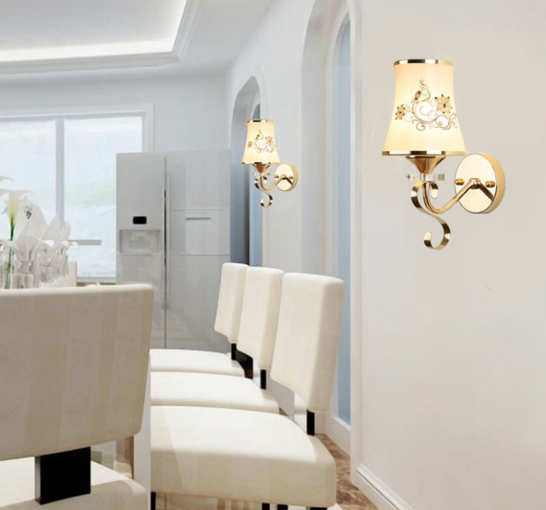 Với ánh sáng mềm mại và tiết kiệm điện năng, đèn LED trang trí tường phòng khách sẽ giúp cho không gian phòng khách của bạn thêm phần ấm cúng và sang trọng. Hãy nhanh tay truy cập để xem những hình ảnh hấp dẫn về nội thất phòng khách nhé!